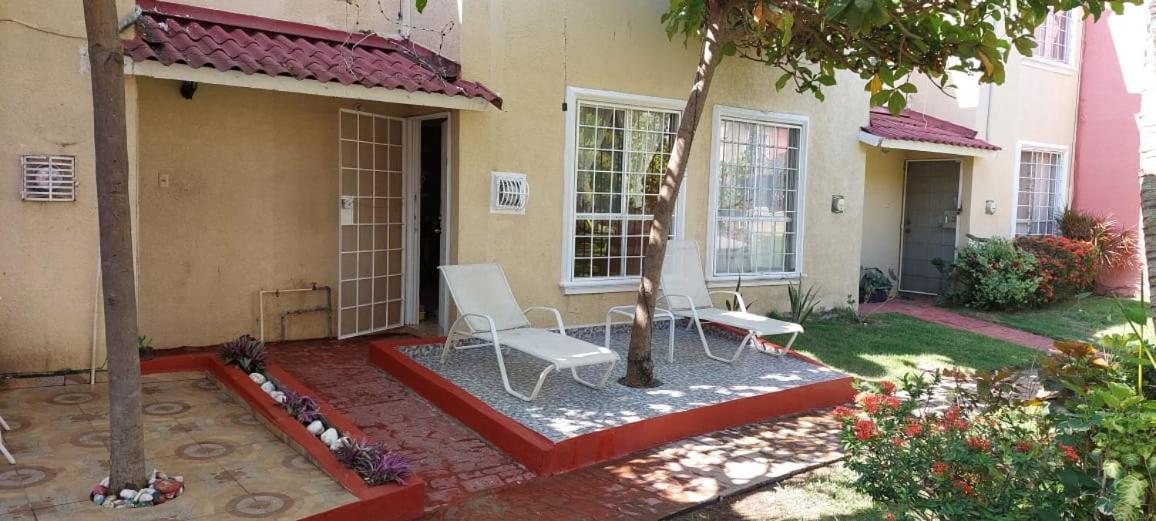 "Ximi Y Samy Home" Casa Con Alberca Акапулько Экстерьер фото